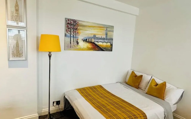 Camden Skyview Quality Apartment