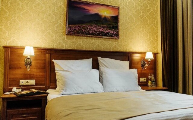 Hotel Fenix