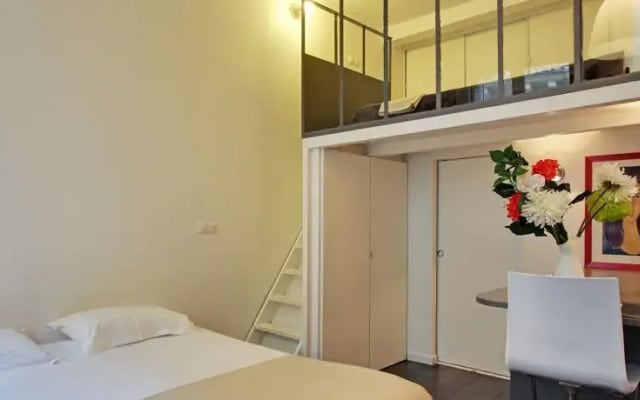 Parisian Home - Studio quartier Trinité