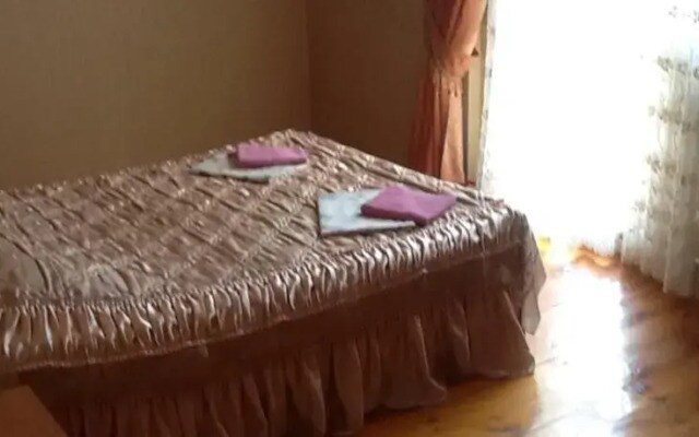 Na Izumrudnoy