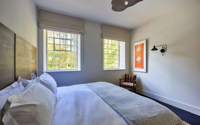 Historic Retreat in Peak District by River Dane