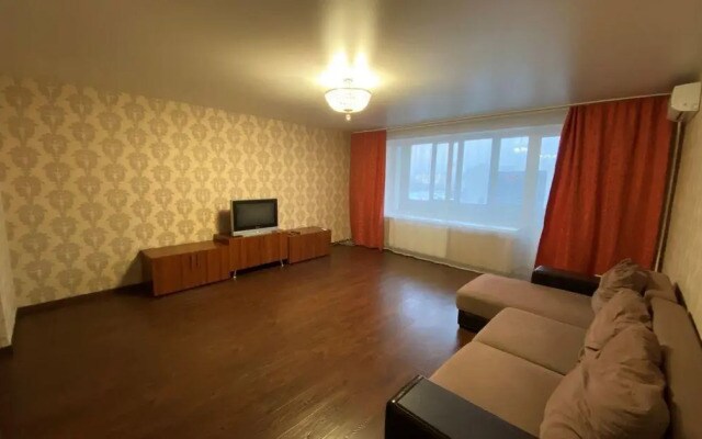 Home Hotel (Хоум Отель) на Кузнецкстроевском 1