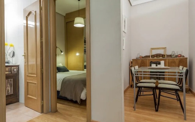 Apartamento Palacio Real IV
