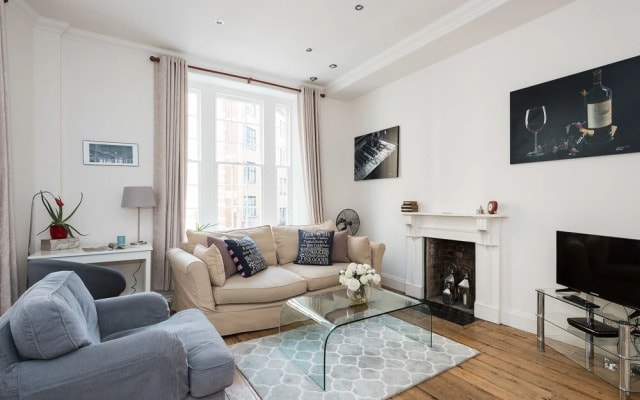 Fabulous 2BR Flat next to Harrods
