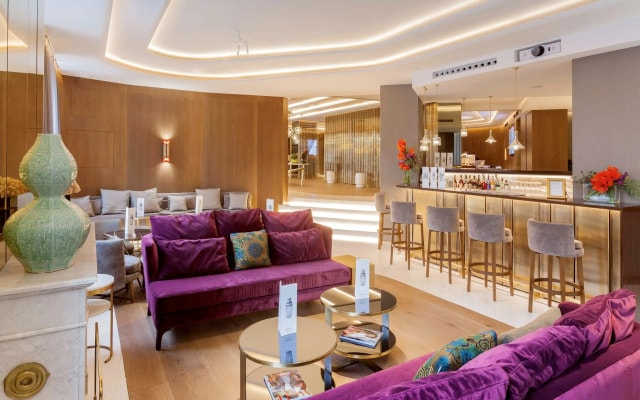 Отель Barceló Emperatriz
