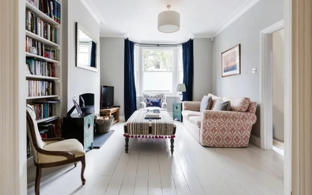 Spectacular Shepherds Bush Home Close to Westfield