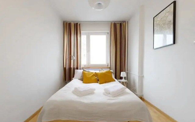Grand Theater Comfortable Apartment