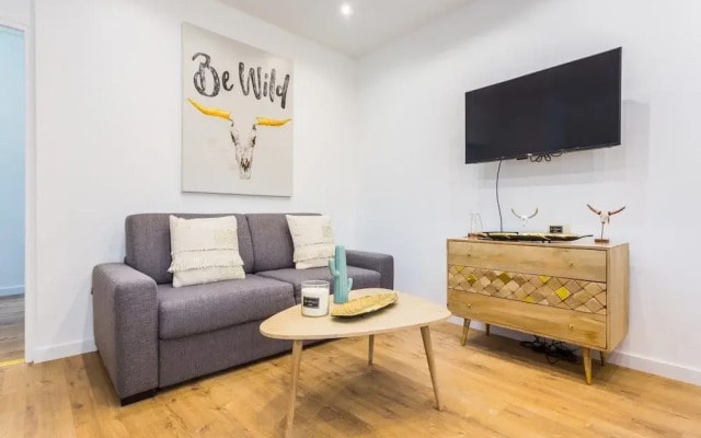 Comfortable Apartment -1br/4p- La Roquette