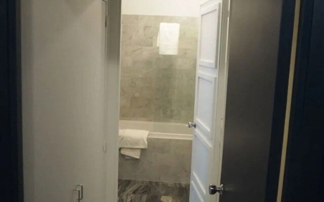 Apartment Champs Elysees - Saint Philippe du Roule