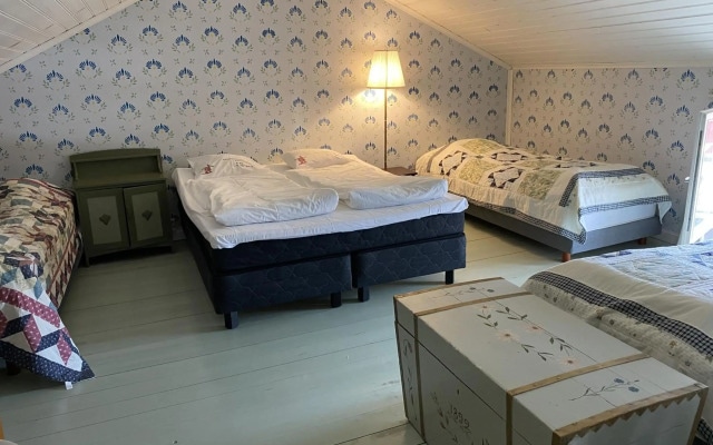Krepelin Apartments