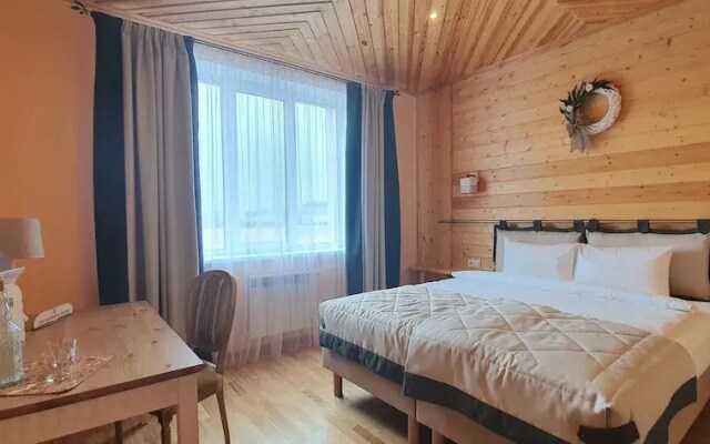 Falvarak Kupala Hotel