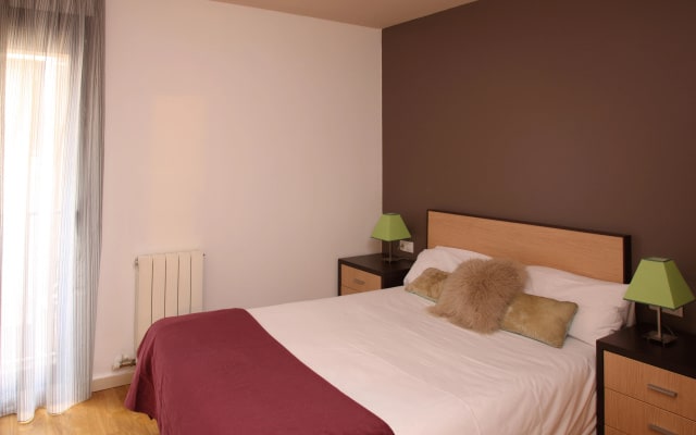 MH Apartments Guell