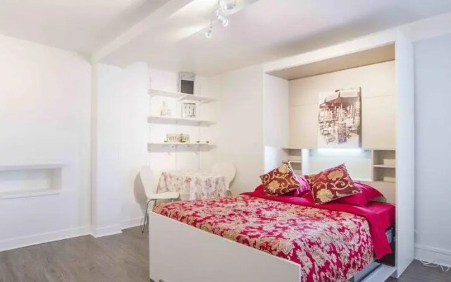 Notre Dame Apartments