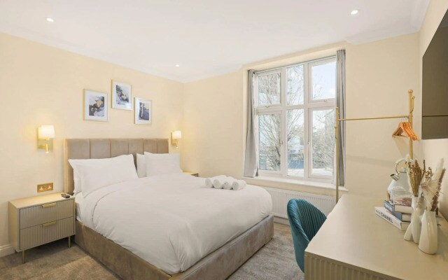 London Star Hotel