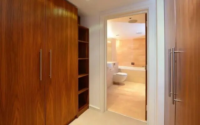 Modern 2 Bed Flat in the Heart of Kensington