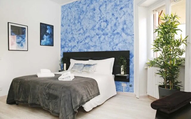 Trastevere Apartment with Patio