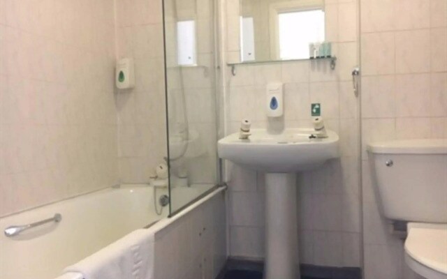 The Huddersfield Hotel
