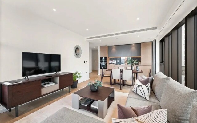 Deluxe two Bedroom Apartment in London s Canary Wharf