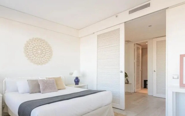 Charming Eurobuilding 2 Luxury