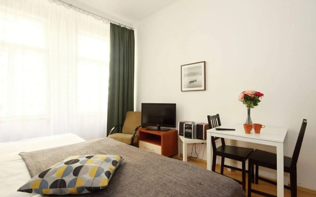 Theatre Apartments