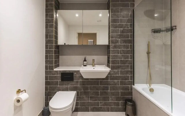 Stylish Hackney Wick Apartment With Terrace