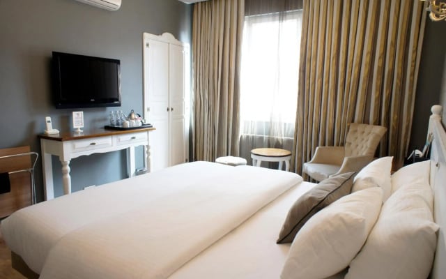My Dora Hotel