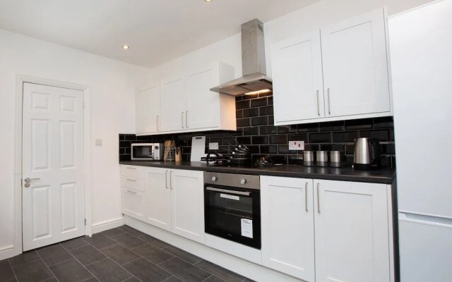 Townhouse @ 97 Ruskin Road Crewe