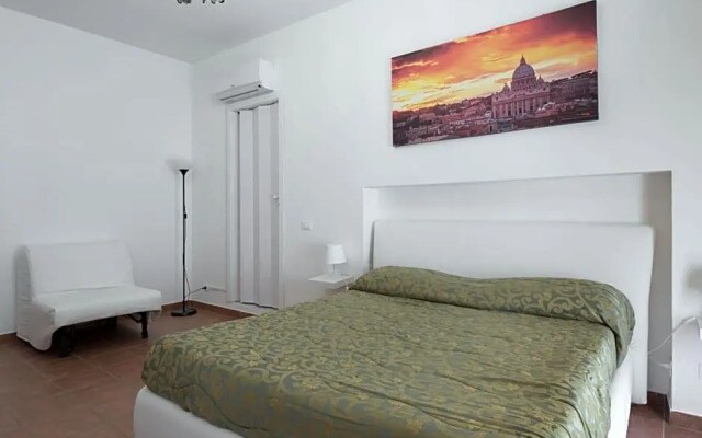 Cornelia Penthouse
