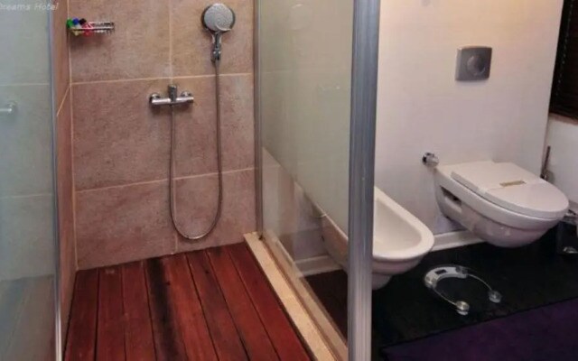 Seven Dreams Hotel