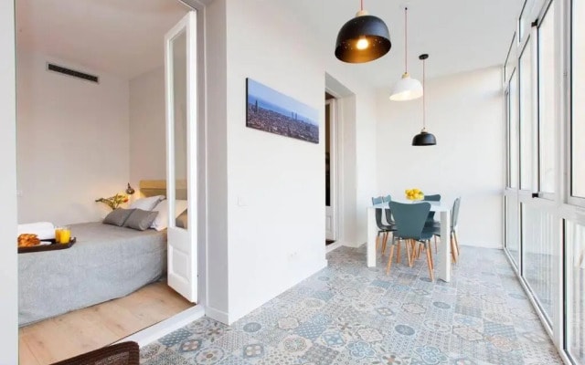 Perfectly located 4bed 4bath apartment in Barcelona 2 2
