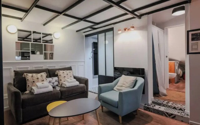 Comfortable Duplex in the Heart of Paris!