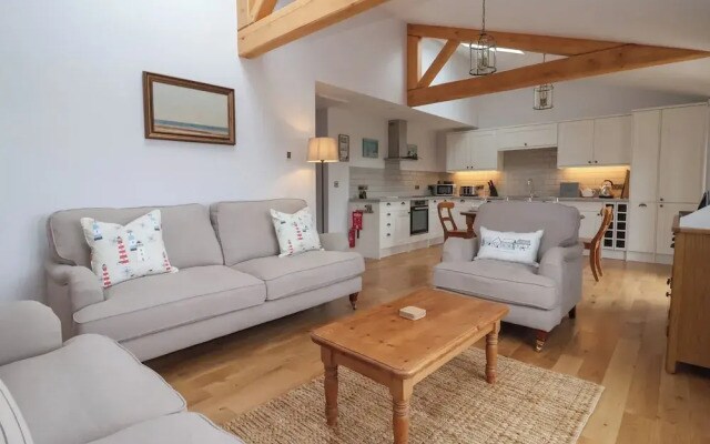 Waverley Cottage
