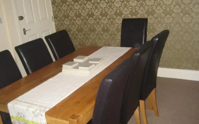 Bradville House