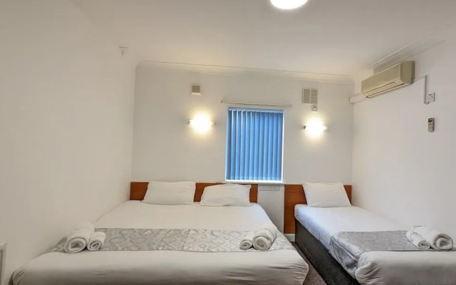 SK Heathrow Hotel
