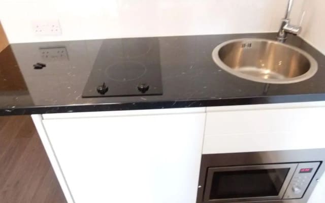 City of London Studio Apartment Studio16