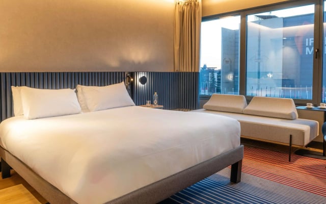Отель Novotel Madrid Feria and Airport