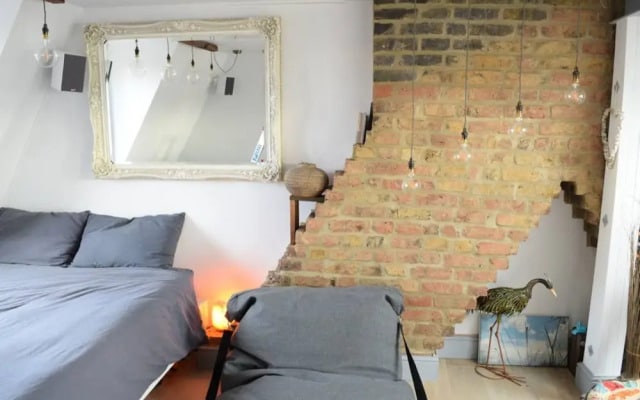 Unique 3 Bedroom Apartment in Clapham