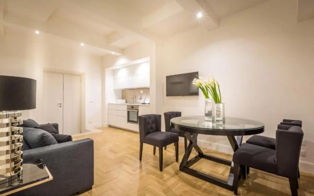 Old Town Apartment