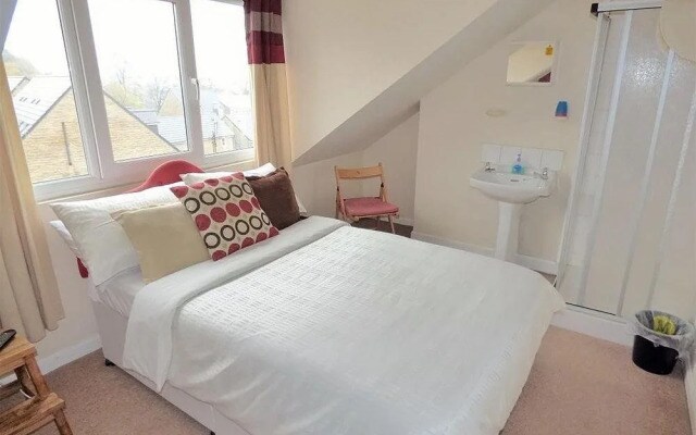 Cherry Tree Lodge