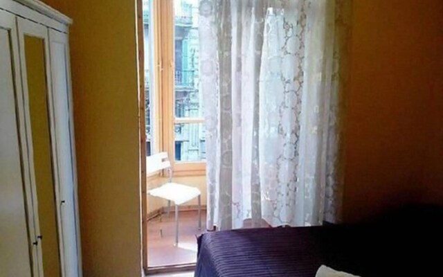 Hostal Balmes Centro