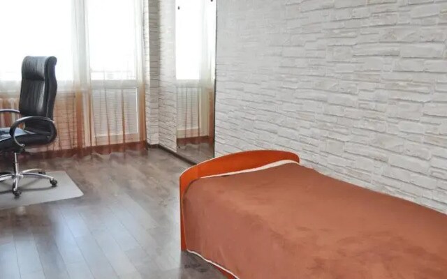 Apartment with fireplace