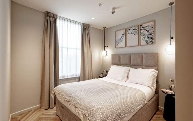 Notting Hill Studios by DMONTRIO