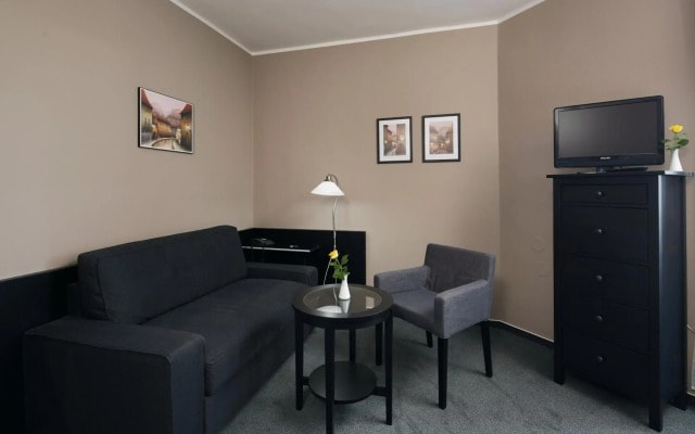 Hotel Tulipan Pruhonice