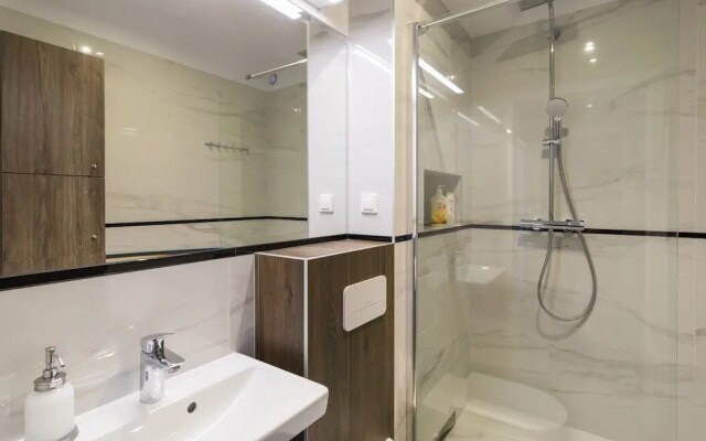 Executive 3 Bedroom Apartament by Your F