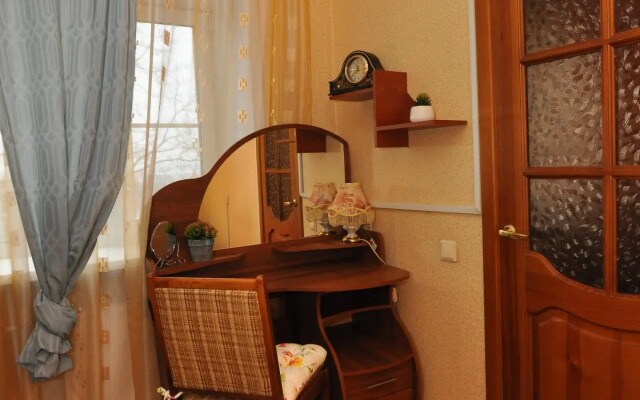 Любава на улице Мезенцева