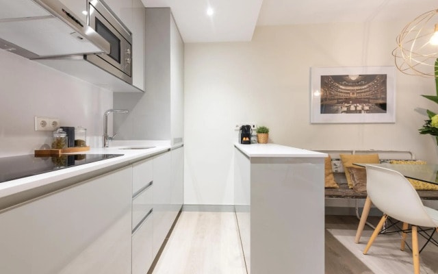 Sophisticated brand new flat