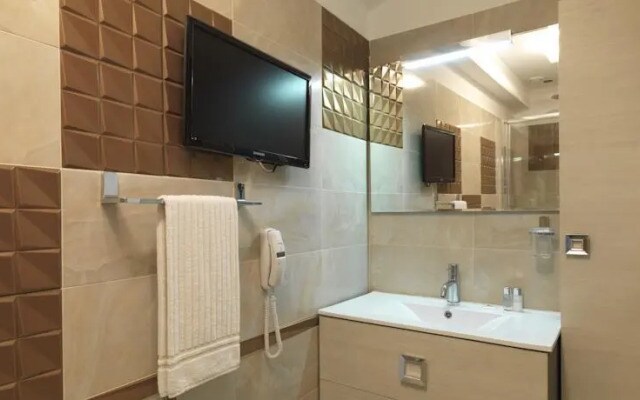 Silver Royal Suite