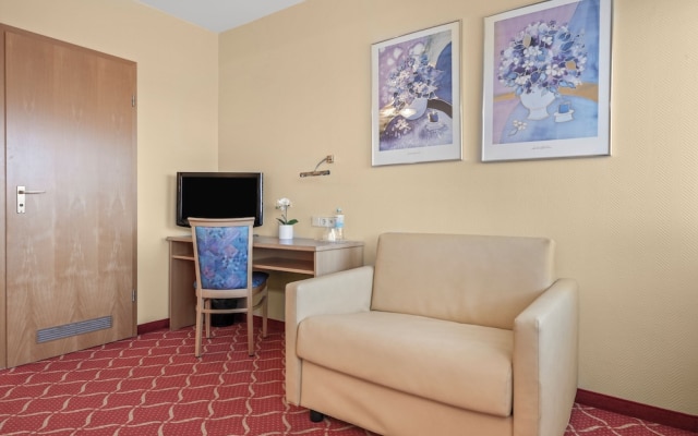 XZLLENZ light Hotel