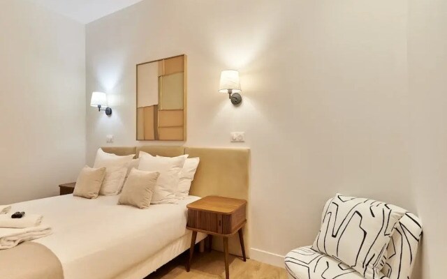 Elegant Apartment With Buttes-chaumont Park