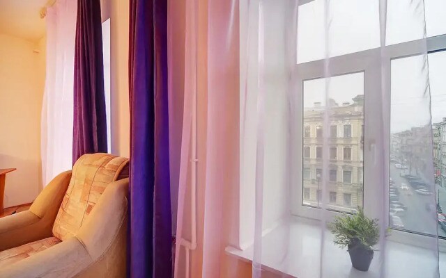 FlatStar Nevsky 74